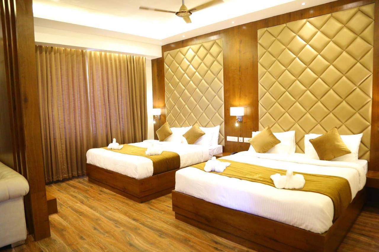 Vsr Grand Madanapalle Exterior foto