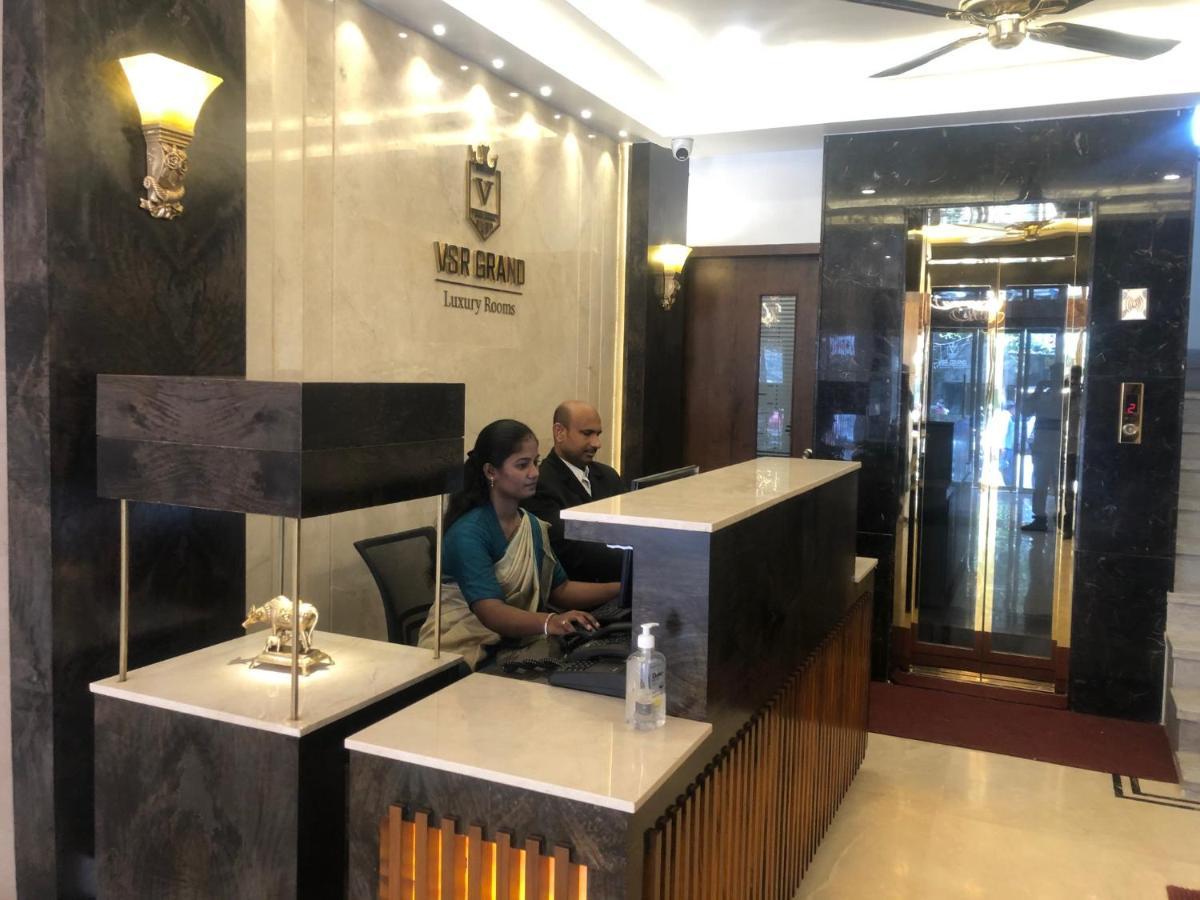 Vsr Grand Madanapalle Exterior foto